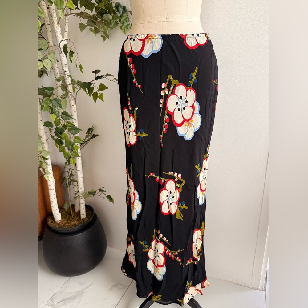“Breeze” Asian-Inspired Black Red White Maxi Skirt